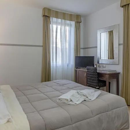 Vittorio Emanuele 3* ساساري