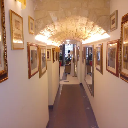 Vittorio Emanuele מלון סאסארי