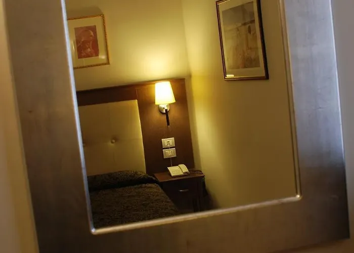 Vittorio Emanuele מלון סאסארי