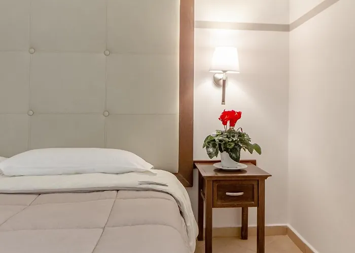 Vittorio Emanuele 3*