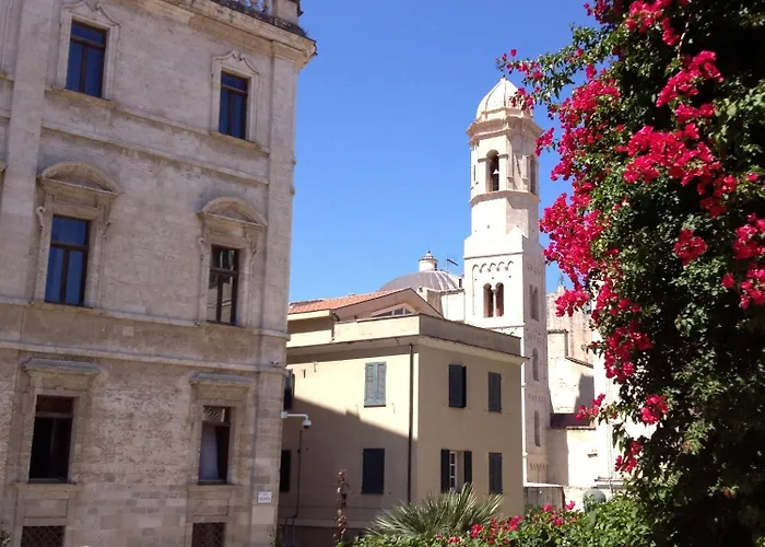 Vittorio Emanuele 3* סאסארי